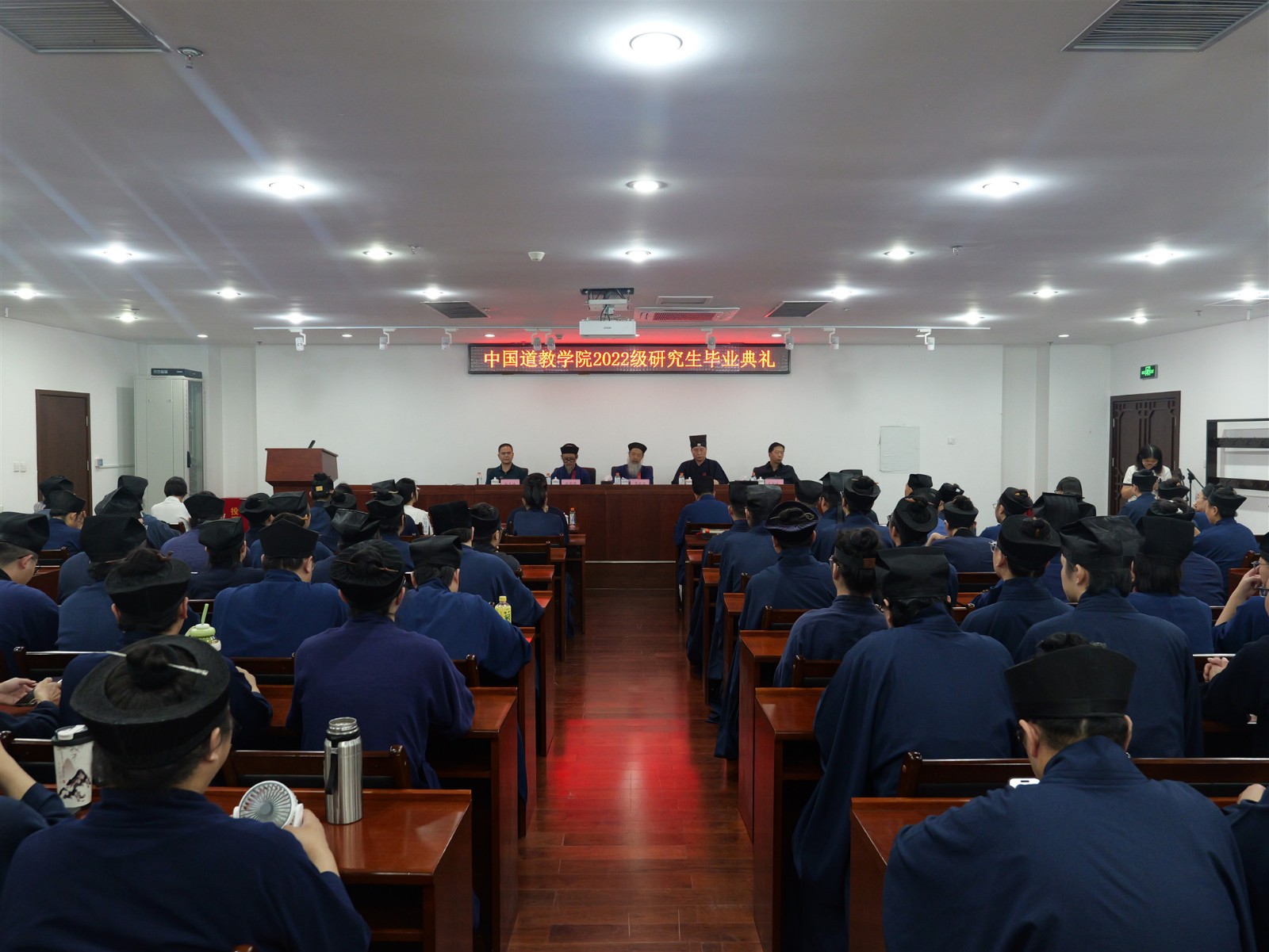 684cf8593be95.jpg